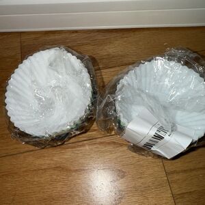 Set Of 24 Silicone Cupcake Liners White And Green